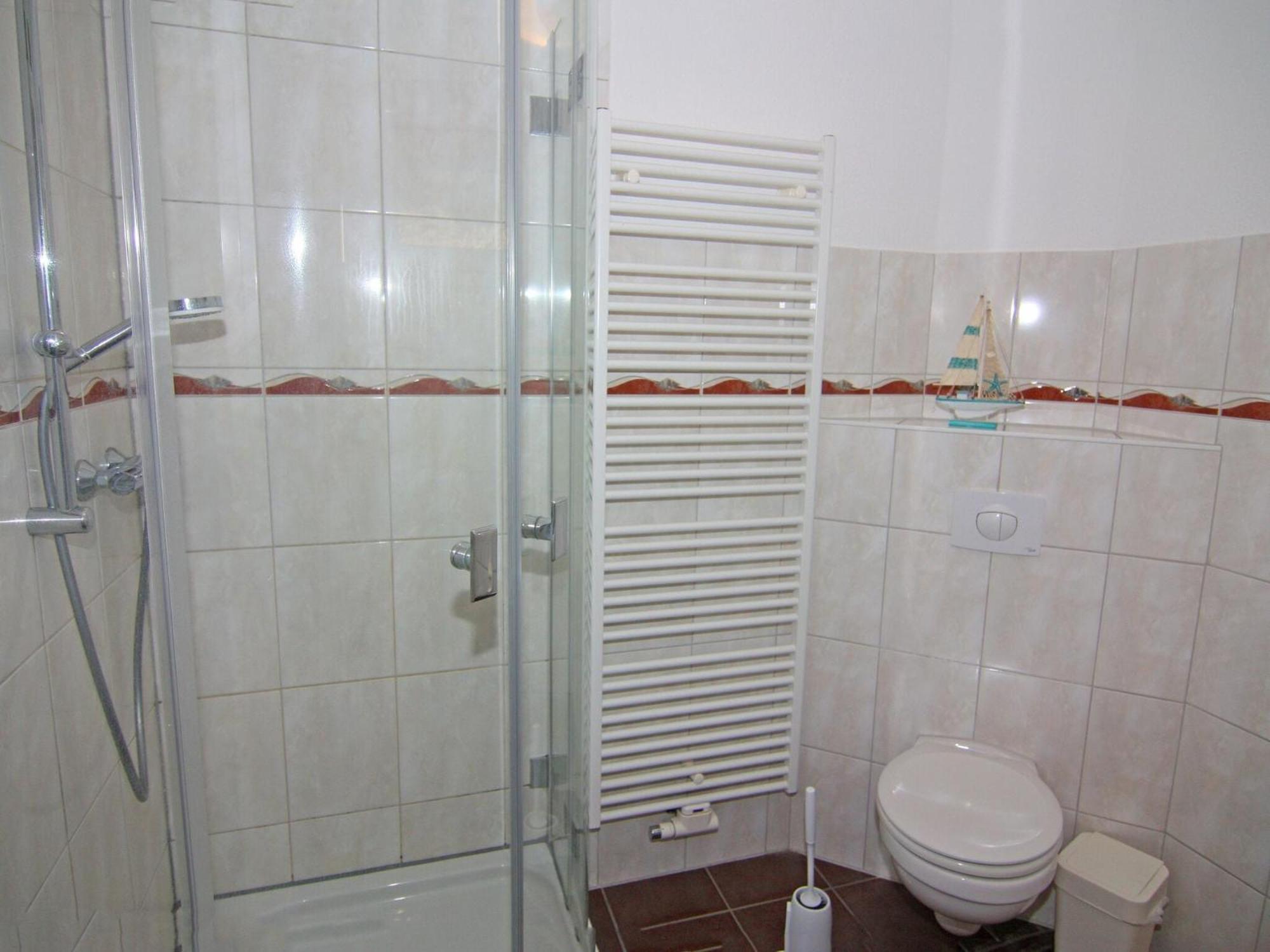 Inviting Holiday Home With Garden Трасенхайде Екстериор снимка
